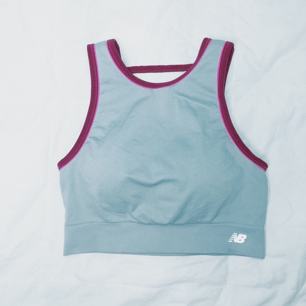 NEW BALANCE CROPPED SPORTS ACTIVE TOP